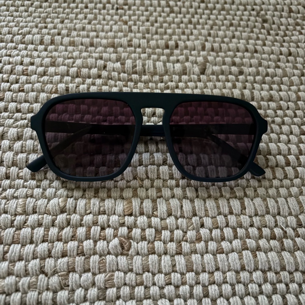 Black Aviator goodr Sunglasses
